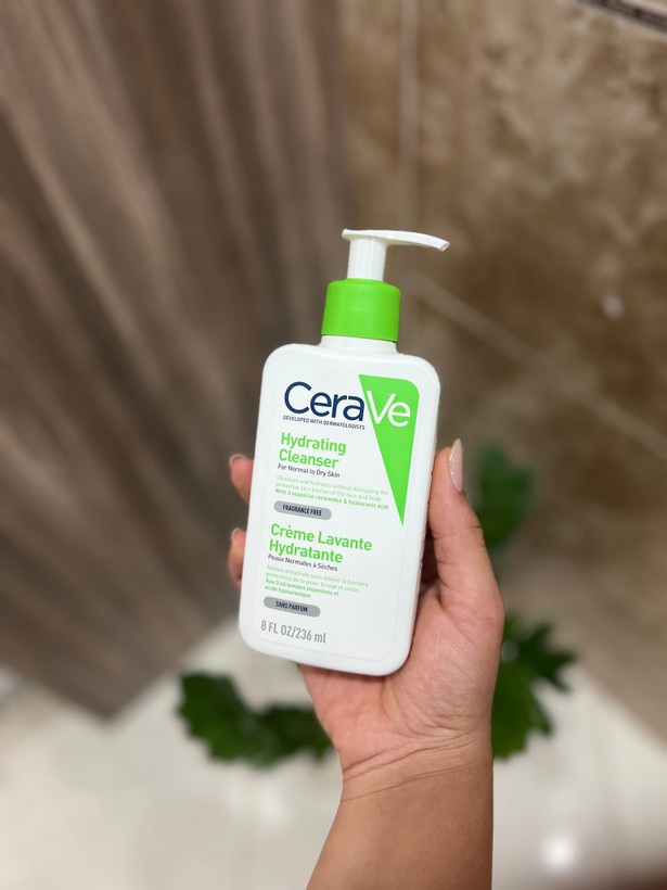 ژل شستشوی صورت سراوی Hydrating Cleanser پوست نرمال تا خشک