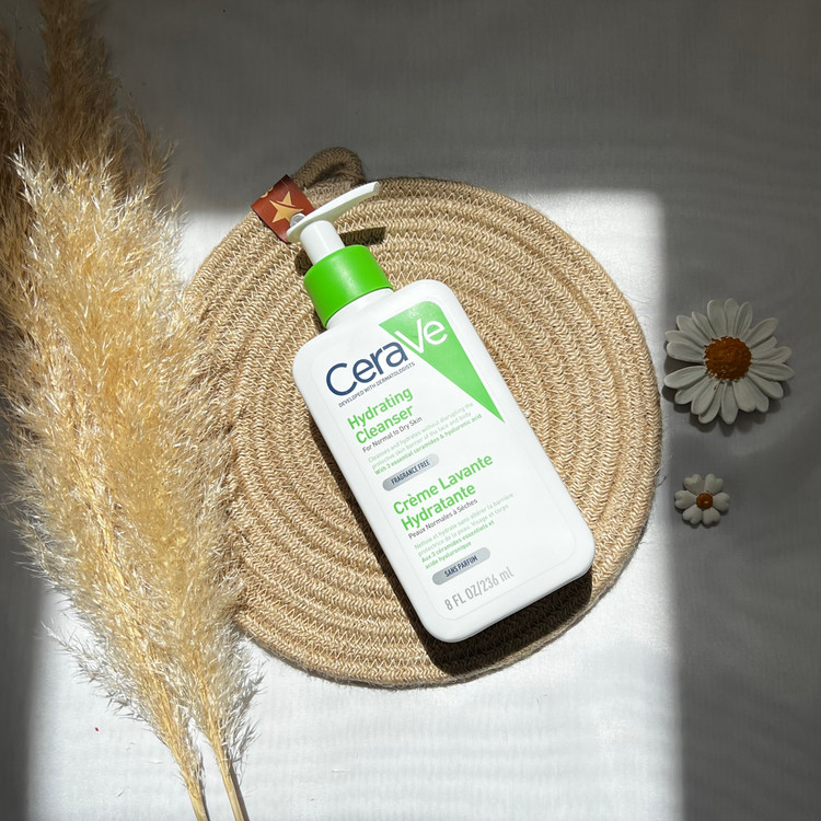 ژل شستشوی صورت سراوی Hydrating Cleanser پوست نرمال تا خشک