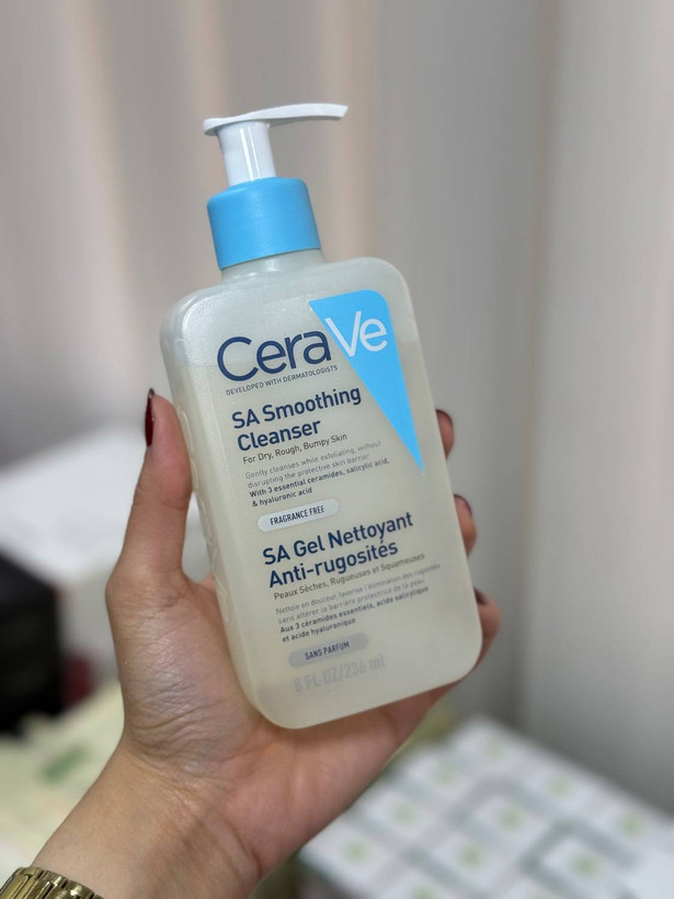 ژل شسستشو سراوی CeraVe مدل SA Smoothing